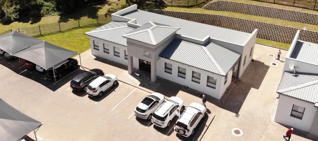 Aerial view of the Advanced Health Surgical Centre building in Knysna